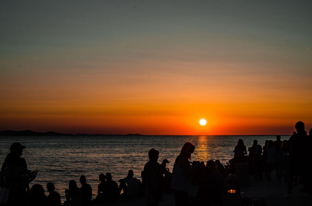 zonsondergang riva Zadar