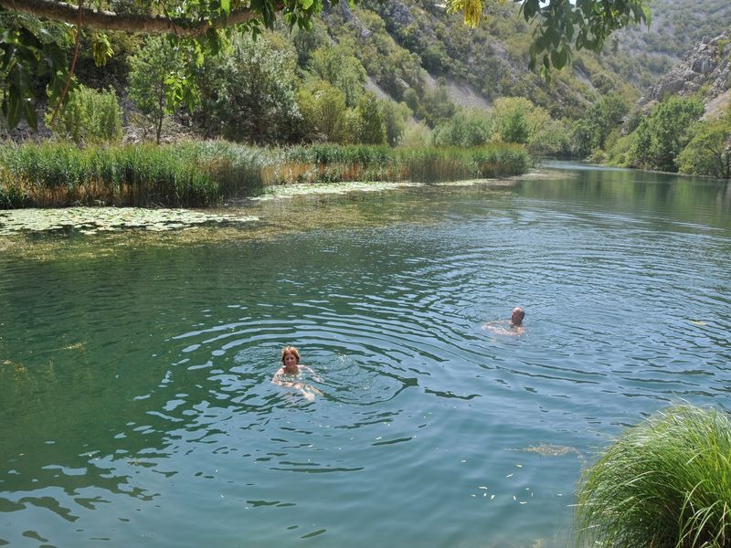 zwemmen in Krupa rivier