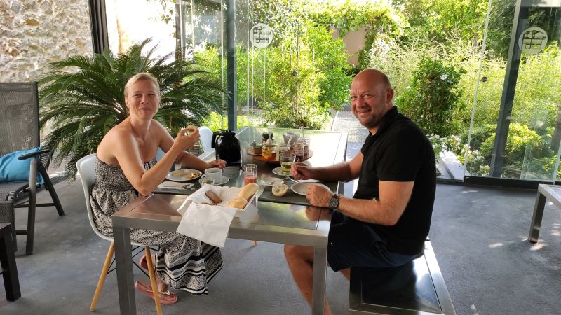 Carla en Luc in B&B Kuca Bajlo