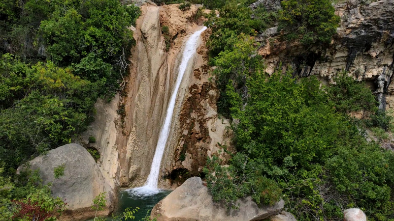 grote waterval rivier Rijeka Bijela
